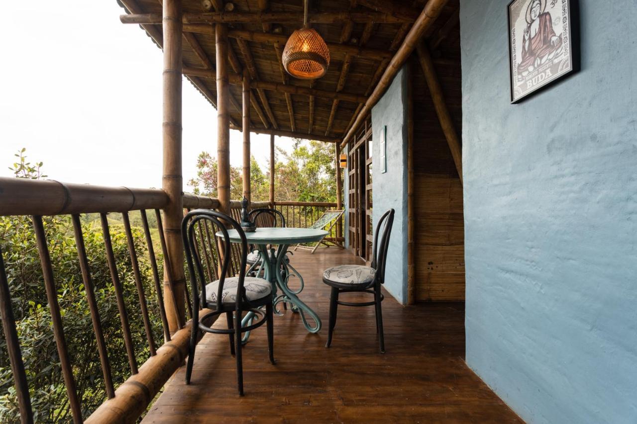 La Casa De Loto Retreat Guatapé Exterior photo