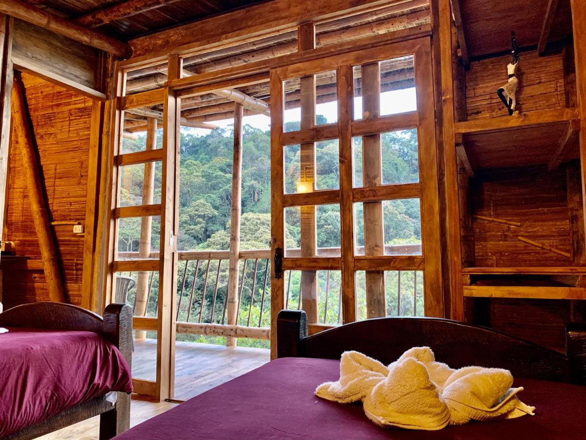 La Casa De Loto Retreat Guatapé Exterior photo